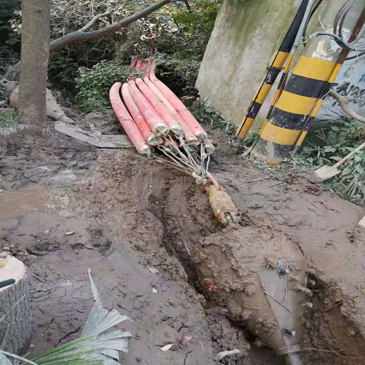 汉川拖拉管